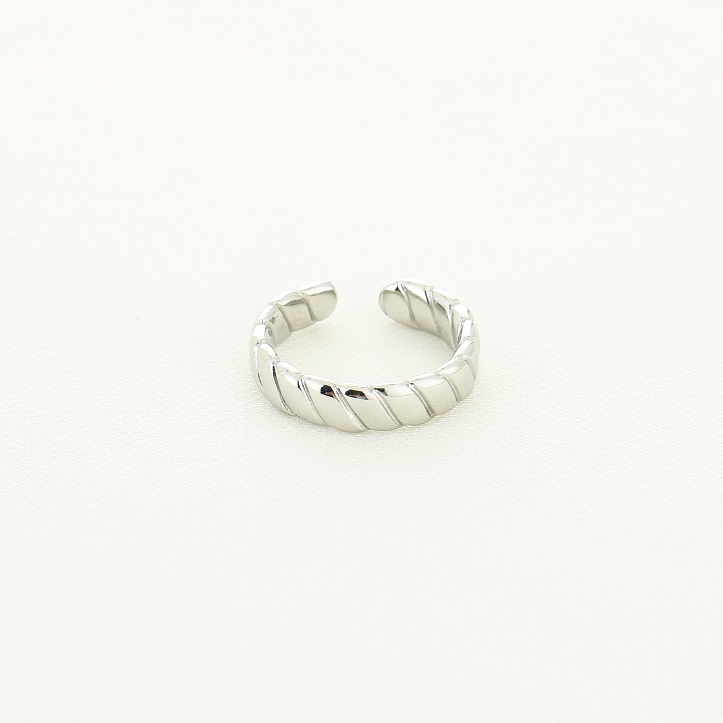 Simple ring