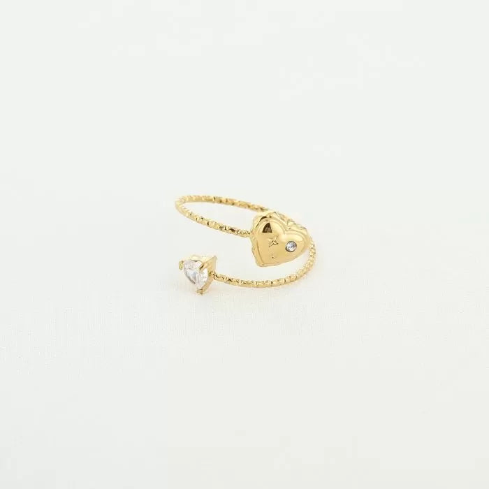 Ring met hartje en diamant